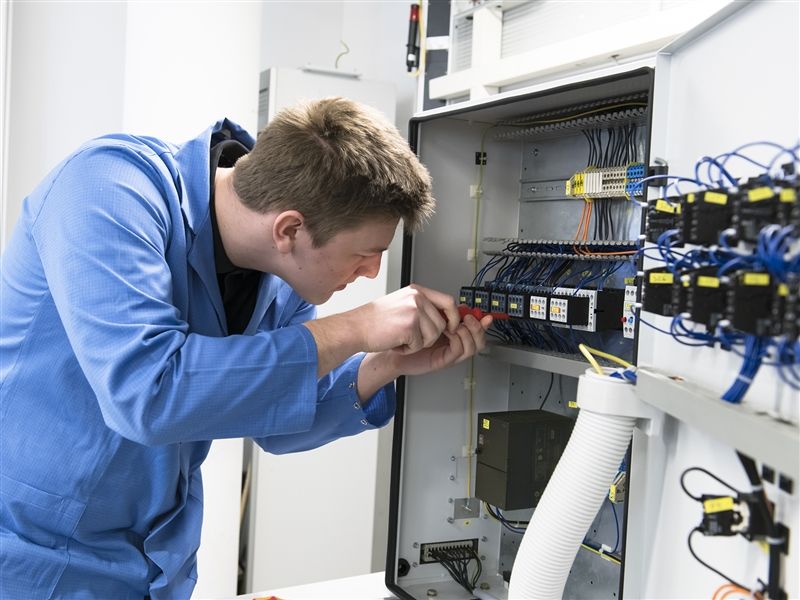 Elektroniker, FR Automatisierungs- und Systemtechnik (m/w/d)