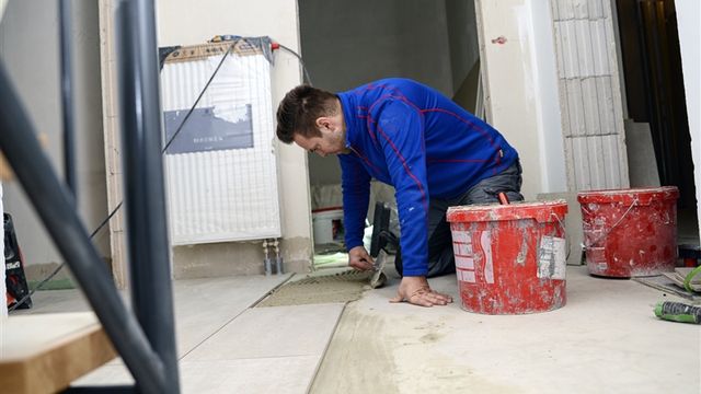 Fliesen-, Platten und Mosaikleger (m/w/d)