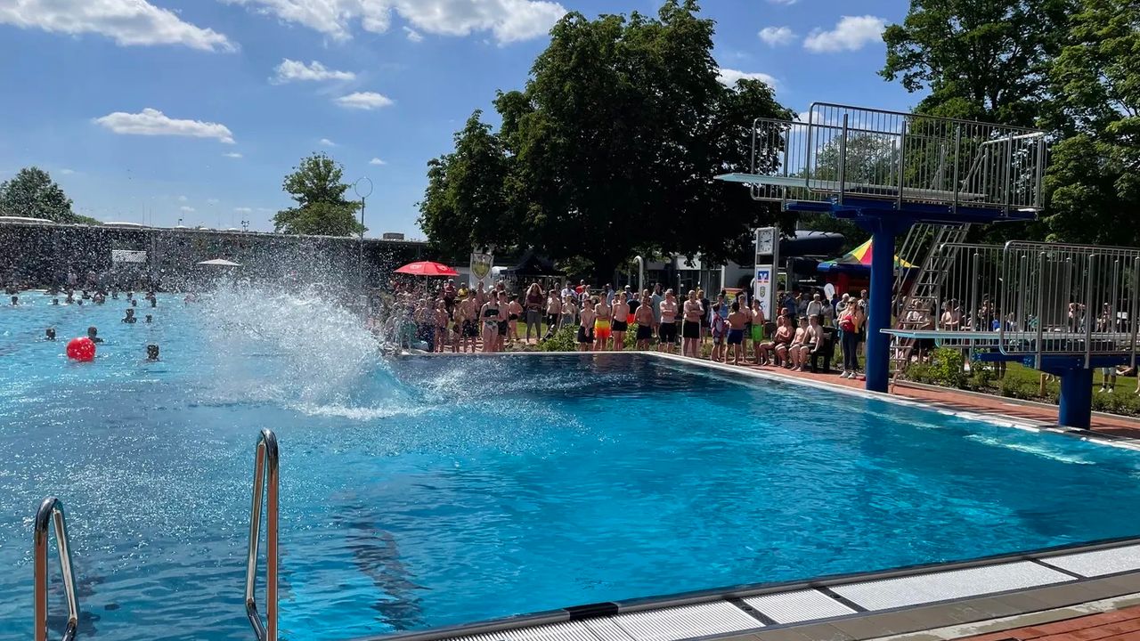 Freier Eintritt ins Freibad